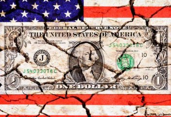 Пошатнутся ли позиции доллара, и кто угрожает американской валюте