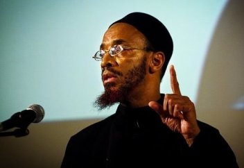 Пополнение «экстремистского списка» д-ром  Филипсом и Халидом Ясином