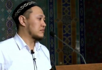 Намаз оқымаған кәпір ма? Арман Куанышбаев