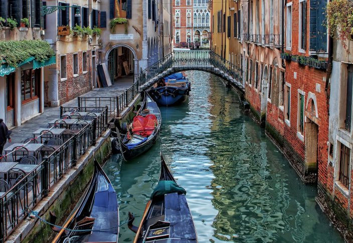 В стране Европы ввели штраф для медлительных туристов