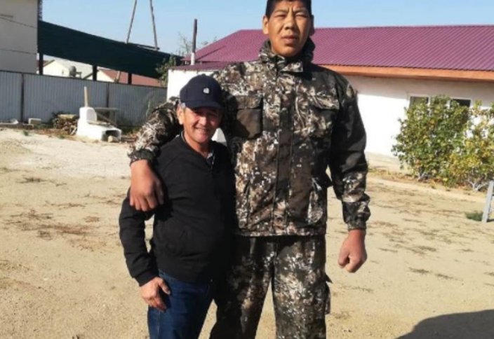 Назван самый высокий человек Казахстана