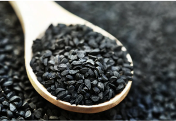 Қара зеренің қасиеті: тиімді әрі қауіпсіз жолмен арықтауға көмектеседі