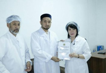 Жамбыл өңіріндегі «Әулие-ата Феникс» құс фабрикасы «Халал» сертификатын алды