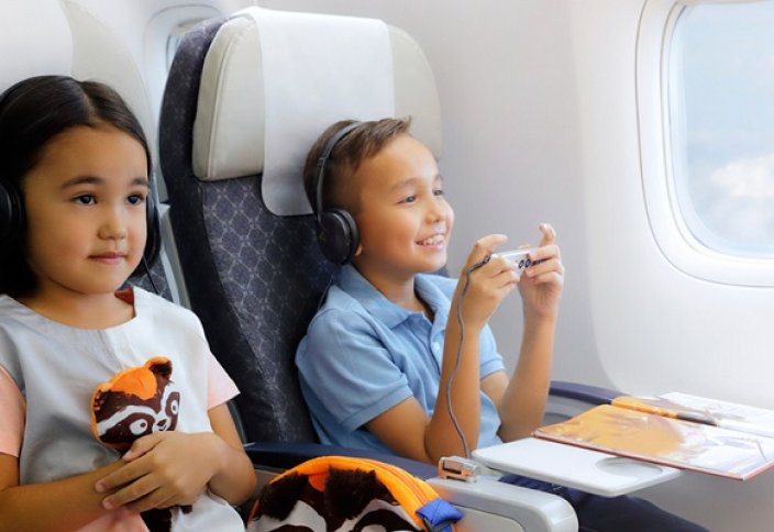 Детям разрешат бесплатный перелёт в 10 туристических зон Казахстана