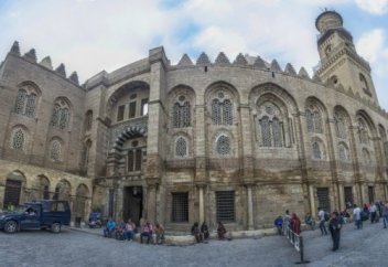 Правда ли, что первые больницы были созданы мусульманами?