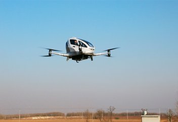 Китайский стартап продемонстрировал дрон-такси в полете (видео+фото)