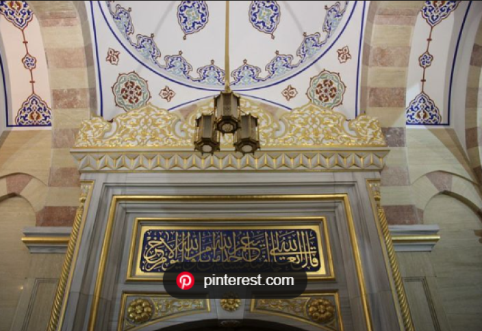 Алкоголь и танцы в мечетях