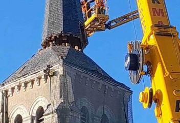 Францияда христиандардың ғибадат ғимараттары сүріліп жатыр (видео)