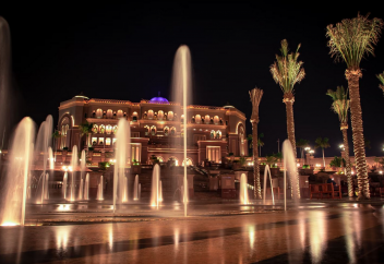 В Саудовской Аравии достраивают роскошный курорт