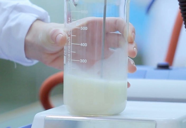 Израильские биоинженеры научились получать молоко из обычных дрожжей