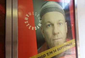 Амстердамда өзгеше фото көрме өтеді