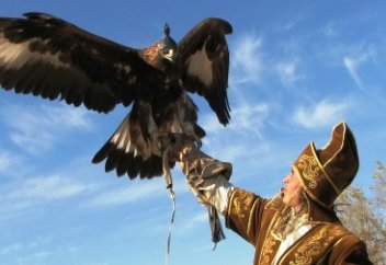 Қазақстанға келетін шетелдік туристер күніне 11 мың теңге жұмсайды (инфографика)