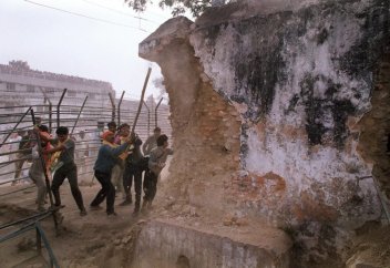 Индийские националисты нацелились на тысячи мечетей