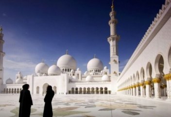 сұлулық пен тақуалық..