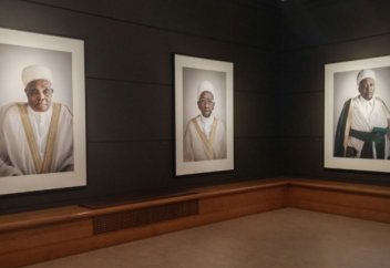 АЛЛА ЕЛШІСІ (ﷺ) МАЗАРЫНЫҢ КІЛТІН ИЕЛЕНГЕН ҰЛЫ ТҰЛҒАЛАР (ФОТО)