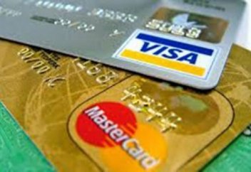 Банк картаны бұғаттады: не істеу керек?