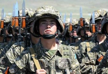 Елімізде жалғызбасты ана тәрбиелеген азамат әскерден босатыла ма?