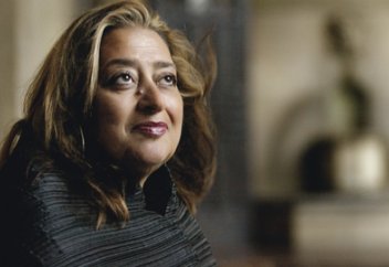 Заха Хадид – первая женщина-суперзвезда современной архитектуры. (Фото)