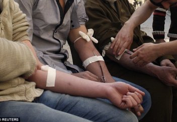 Заболевших ВИЧ террористов ДАИШ заставляют становиться смертниками