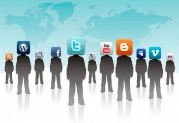 Күні-түні қараудан - көз қалуда, Күні-түні тілдеспей - сөз қалуда. Қиын бізге - жастарға, сәл ойланып, Қимылдауға, жүруге, қозғалуға...