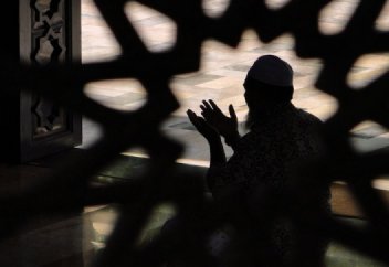 Россияне чаще расчитывают на помощь Всевышнего