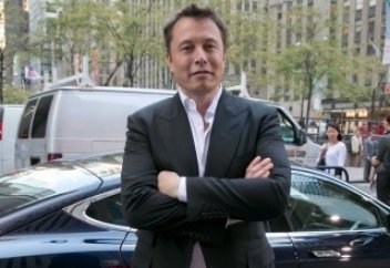 Илон Маск табысының құпиясы белгілі болды