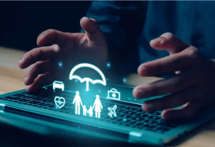 К 2033 году мировой рынок киберстрахования достигнет $74 млрд