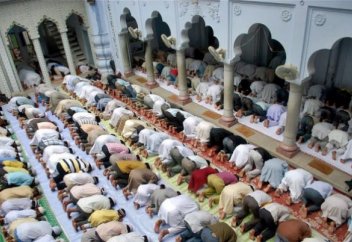 Намаз уақытын білмегені үшін қызын бермеді