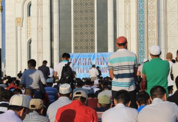 Ораза-айт намаз в мире_2015.