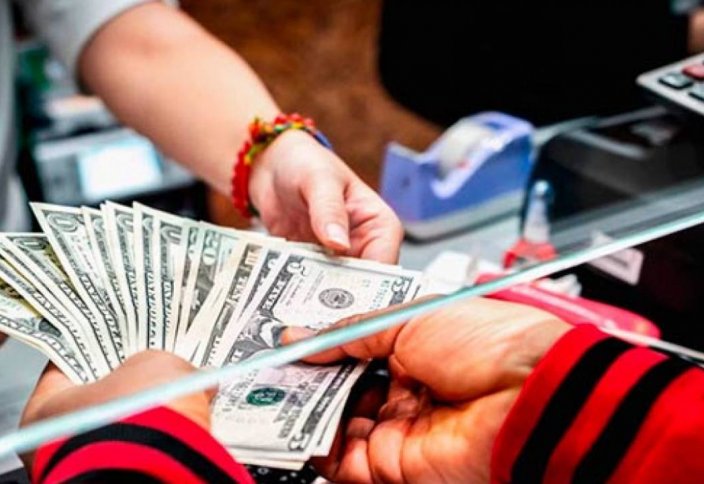 Кому из казахстанцев запретят владеть счетами за рубежом. Женам и детям казахстанских чиновников не запретят иметь счета за рубежом