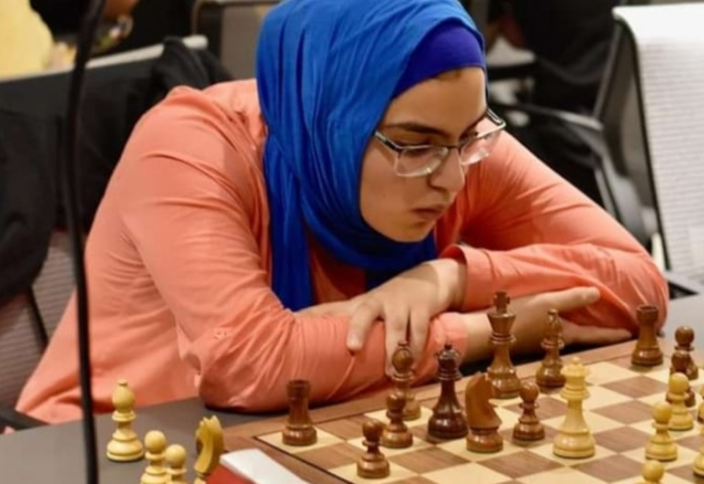 Шахматистка в хиджабе стала чемпионкой мира