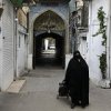 Иран парламенті шариғат шәлісін тақпағандарға бірнеше жаза қарастырылған заң жобасын қабылдады