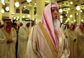 Рамазан айында қыдырған имамдар қатаң жазаланады