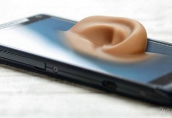 Теория заговора о прослушке через смартфоны приняла новый оборот