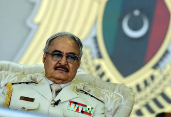 Разные: Эксперт раскрыл связь Хафтара с салафитами