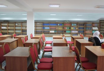 Мешіт кітапханасына 4000 кітап тарту етілді (фото)