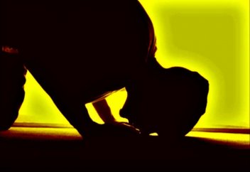 Түнгі ғибадатқа оңай тұрудың 14 тәсілі