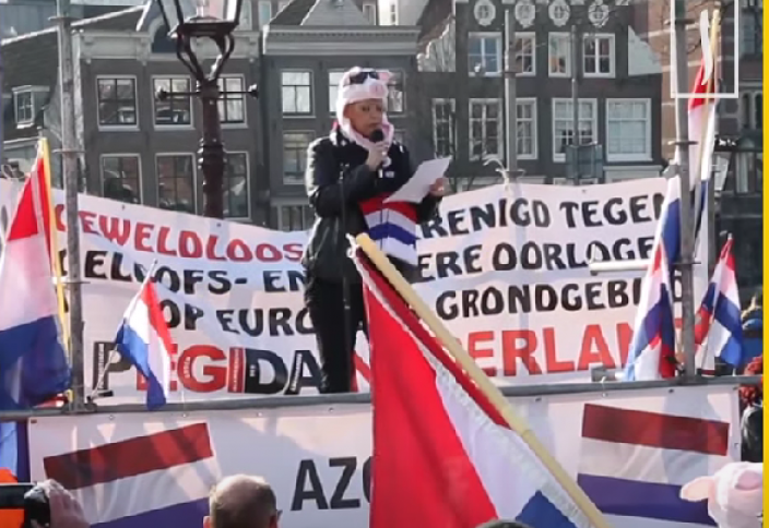 Сожжение Корана не запрещено законом