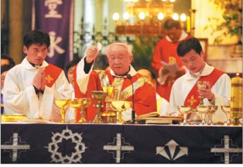 Мұсылмандарға қырын қарайтын Қытай билігі христиадарға қандай саясат ұстанады немесе Қытайдағы христиандық туралы