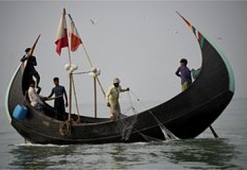 Бедный рыбак поймал редкую рыбу и разбогател