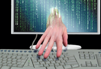 Новый вирус крадет деньги через банковские приложения