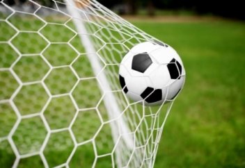 С футболом по жизни.