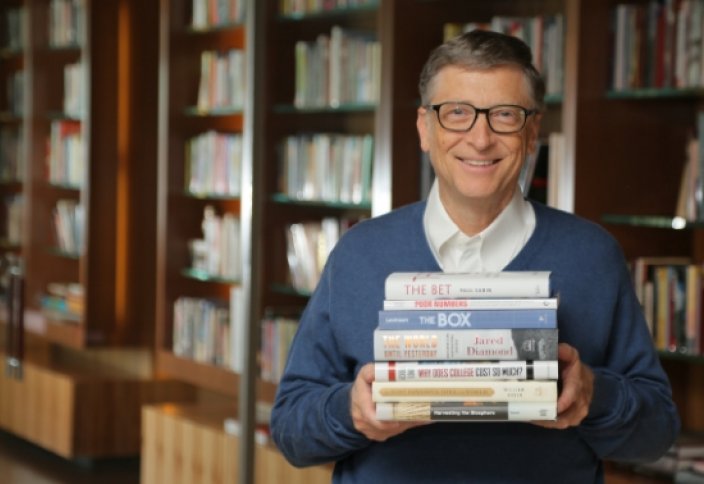 Билл Гейтс 2016 жылы оқыған кітаптарының ең үздіктерін ұсынды