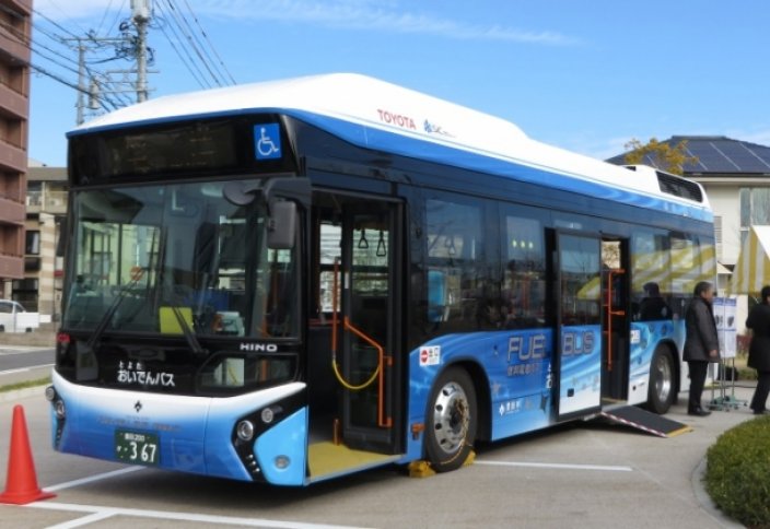 Toyota запустит в Токио водородный автобус