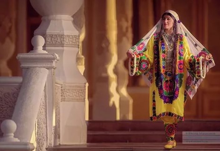 В Таджикистане обучат этике ношения одежды