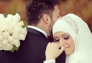 РАЗДЕЛЕНИЕ В КОРАНЕ МЕЖДУ ТРЕМЯ ВИДАМИ ЖЕНЩИН