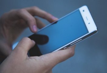 Как защитить смартфон от прослушки - советы экспертов