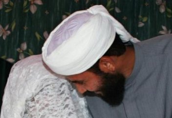 Саудия билігі тұңғыш рет некелесу жасын белгілеп, заңмен бекітті