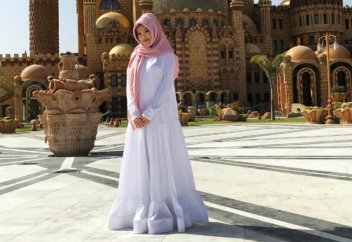 Хиджаб киген қазақстандық әншіге жұрт батасын берді (видео)