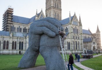 Шартарап: Үндістан селфи жасауға тыйым салуда